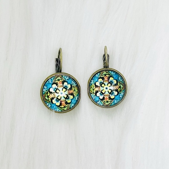 Colorful Floral Ethnic Earrings and Yellow Beaded Bracelet Set - Picture 7 of 7